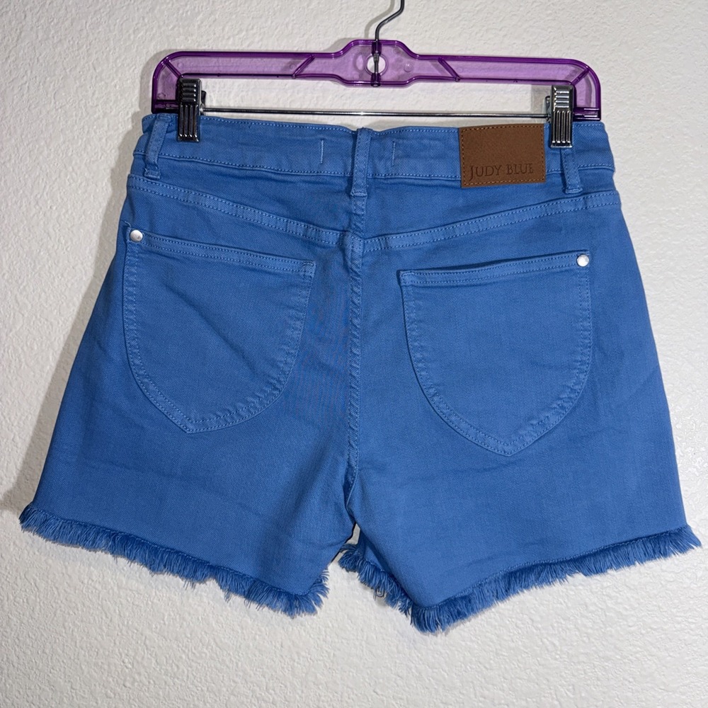 Judy Blue Shorts Women's Size Medium Sky Blue Raw Hem Mid Rise BOHO Festival - Picture 2 of 16